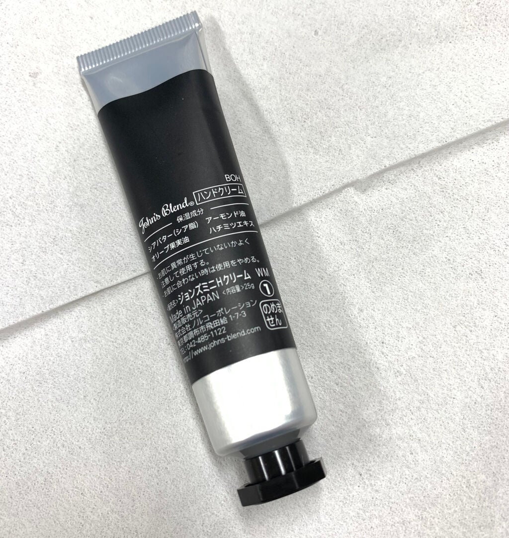 アリス on LIPS 「塗ったすぐもベタつきが少なく潤いがすごいです!匂いもよくて塗る..」(2枚目)