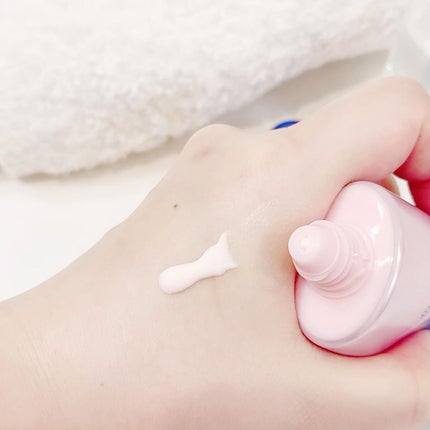 ニベアUV ディープ プロテクト&ケア トーンアップ エッセンス/ニベア/日焼け止めローションを使ったクチコミ(2枚目)