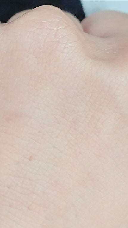 ❥ ❥ ❥ ru-ru-❥ ❥ ❥ on LIPS 「🤲バックハンドテスト🤲一旦、両手とも何もケアせずに同じ状態にし..」(3枚目)