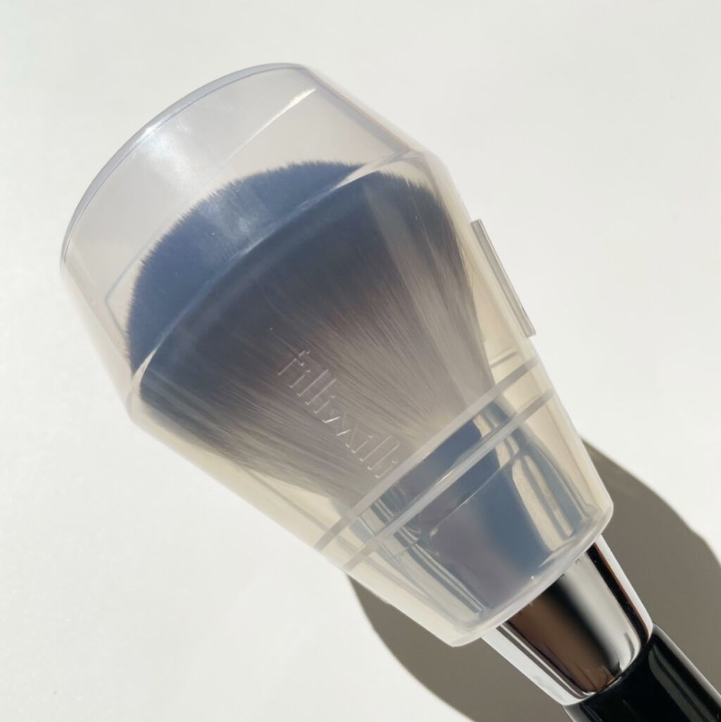 fillimilli Sシルキーパウダーブラシ  (L)883のクチコミ「\ 念願のブラシを買いました！本気でおすすめのパウダーブラシ紹介 /

とにかくチクチクせずに.....」（2枚目）