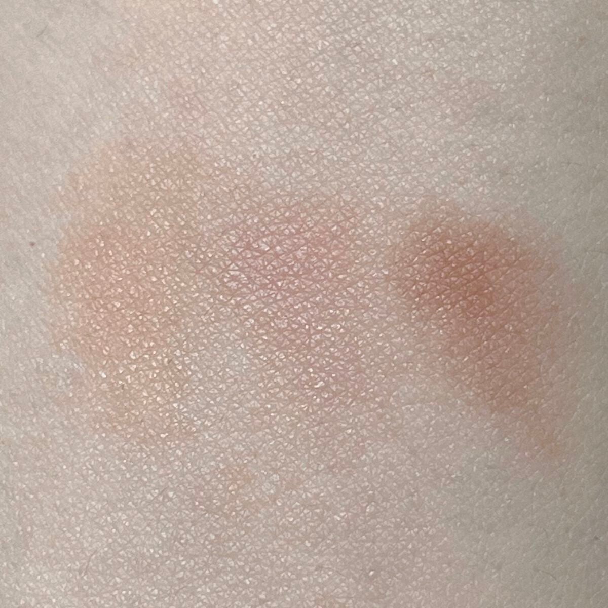 ノーズ&アイブロウパウダー/CEZANNE/パウダーアイブロウを使ったクチコミ(3枚目)