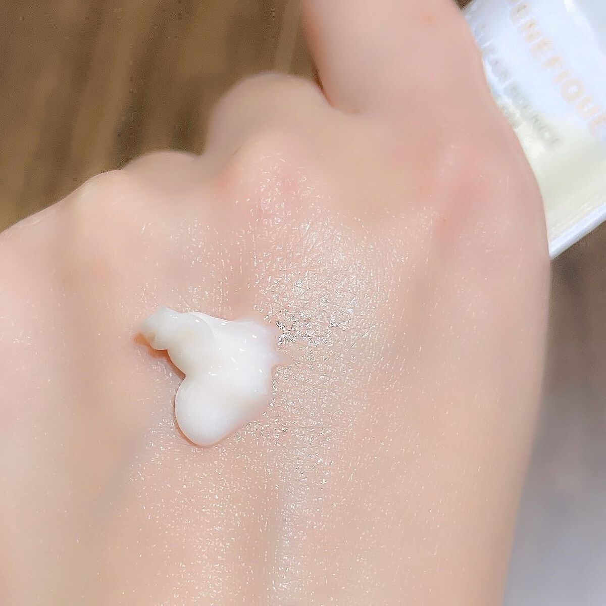 クリアバウンスクリーム /BENEFIQUE/フェイスクリームを使ったクチコミ(4枚目)