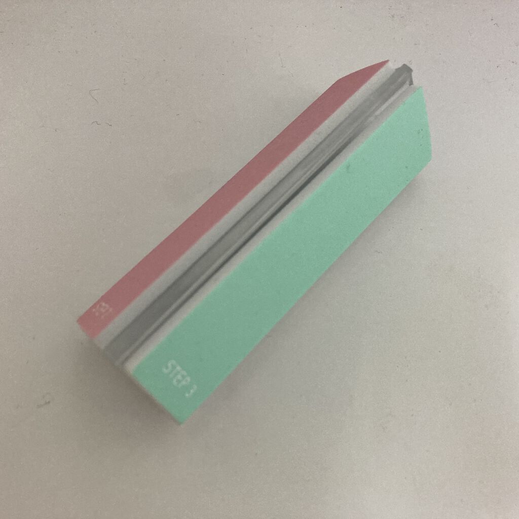 爪磨き&爪ヤスリ/DAISO/ネイル用品を使ったクチコミ（2枚目）