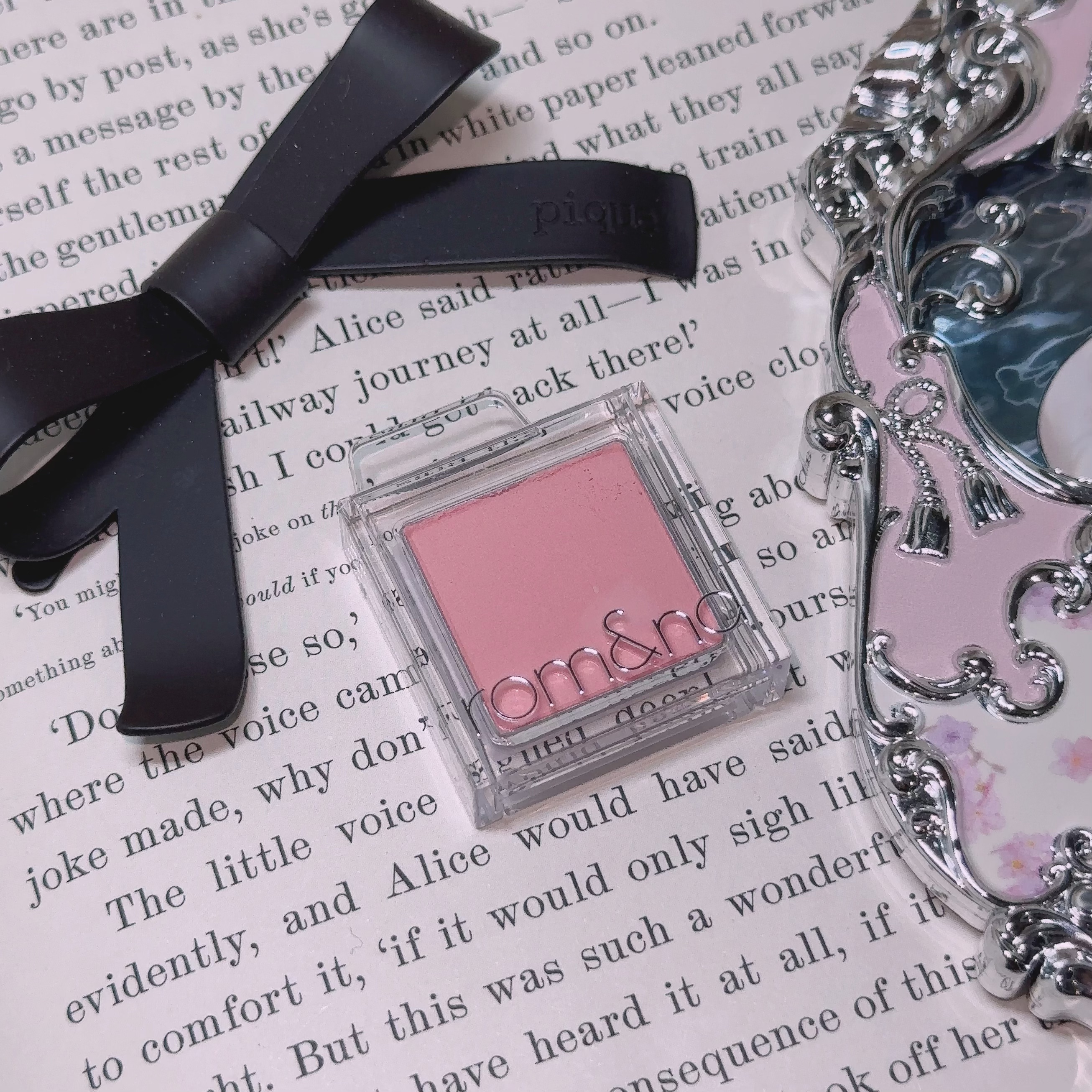 スライドインシングル/rom&nd/単色アイシャドウを使ったクチコミ（3枚目）