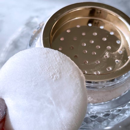 アプソリュ エッセンス イン パウダー/LANCOME/ルースパウダーを使ったクチコミ(6枚目)