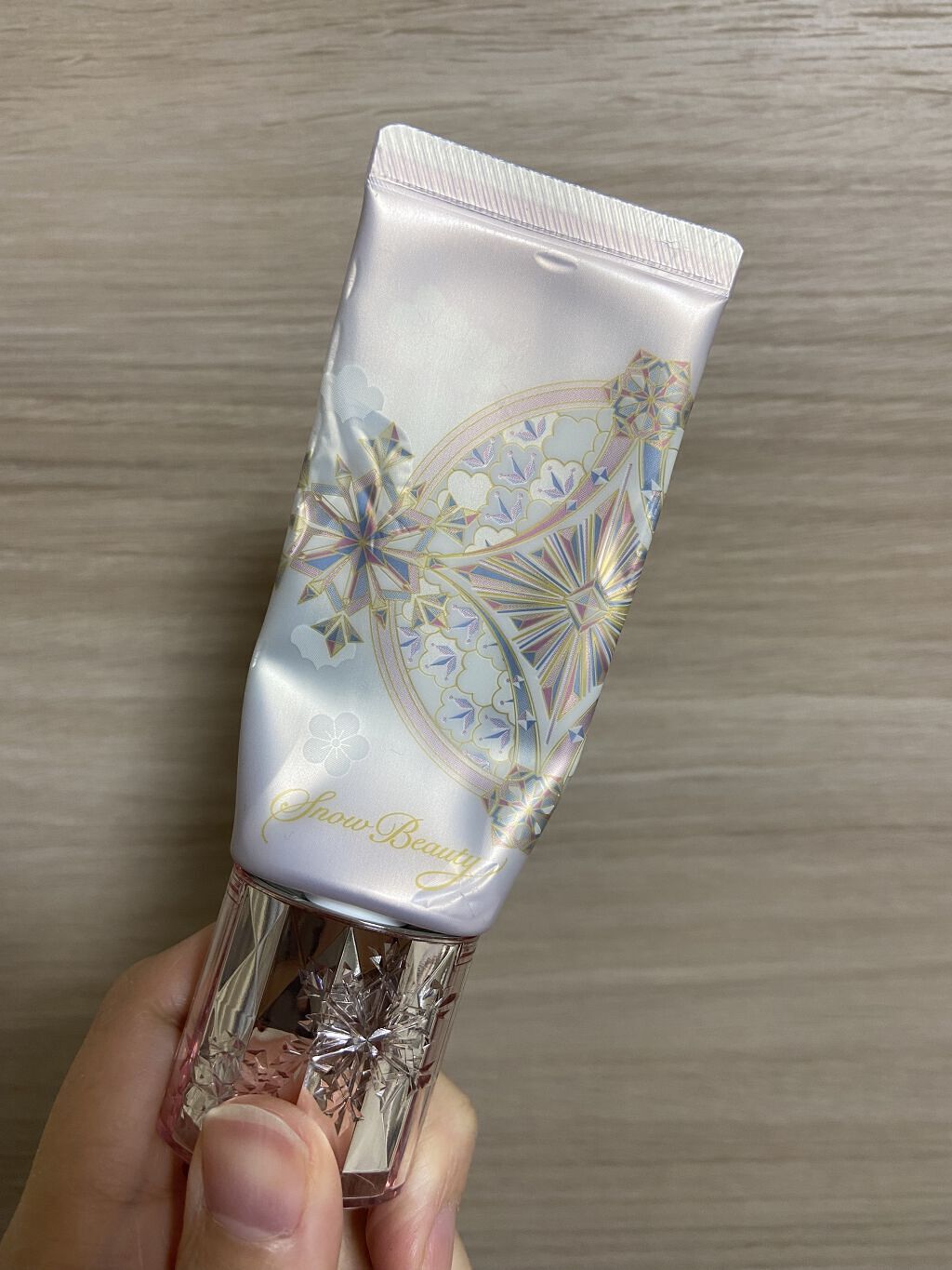 ホワイトニングトーンアップエッセンス/スノービューティー/化粧下地を使ったクチコミ（1枚目）