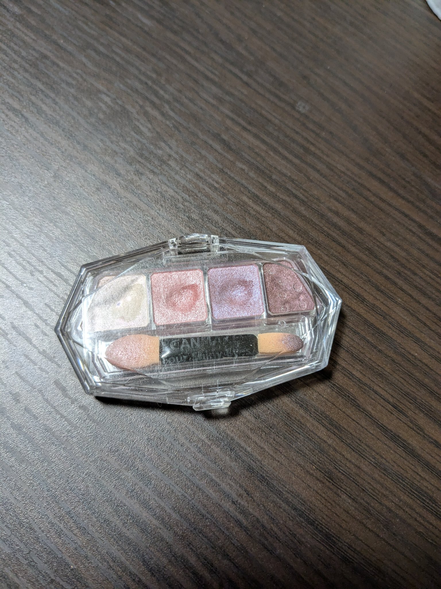 フォーシャイニーアイズ/キャンメイク/アイシャドウパレットを使ったクチコミ（2枚目）