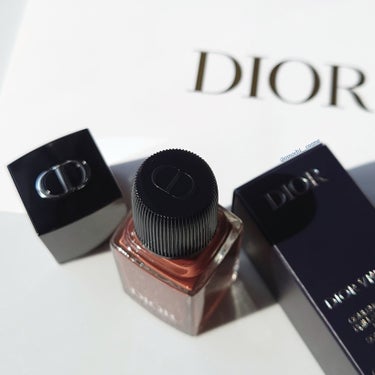 ディオール ヴェルニ 746 ルージュ アトリエ/Dior/マニキュアを使ったクチコミ（3枚目）