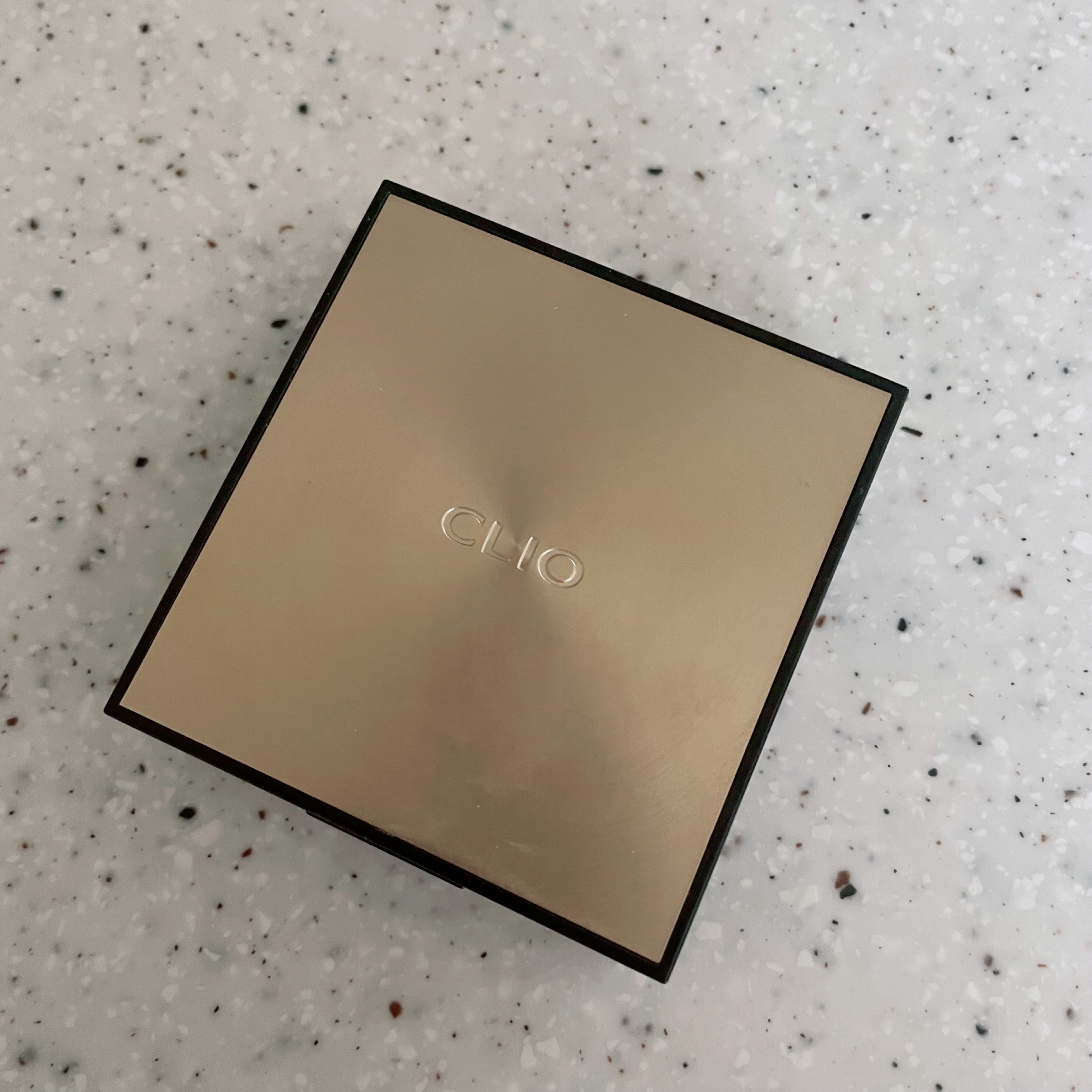 ステイ パーフェクト プレスト パウダー 03 リネン/CLIO/プレストパウダーを使ったクチコミ（3枚目）