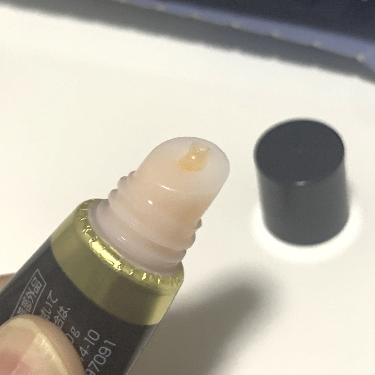 ニベア ロイヤルブルーリップ 濃密美容ケア/ニベア/リップ美容液を使ったクチコミ(5枚目)