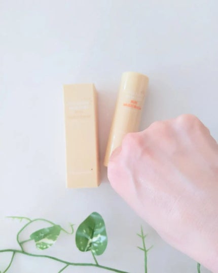 コラーゲンモイスチャーSUNマルチバーム/DERMASHARE/日焼け止めスティックを使ったクチコミ(3枚目)