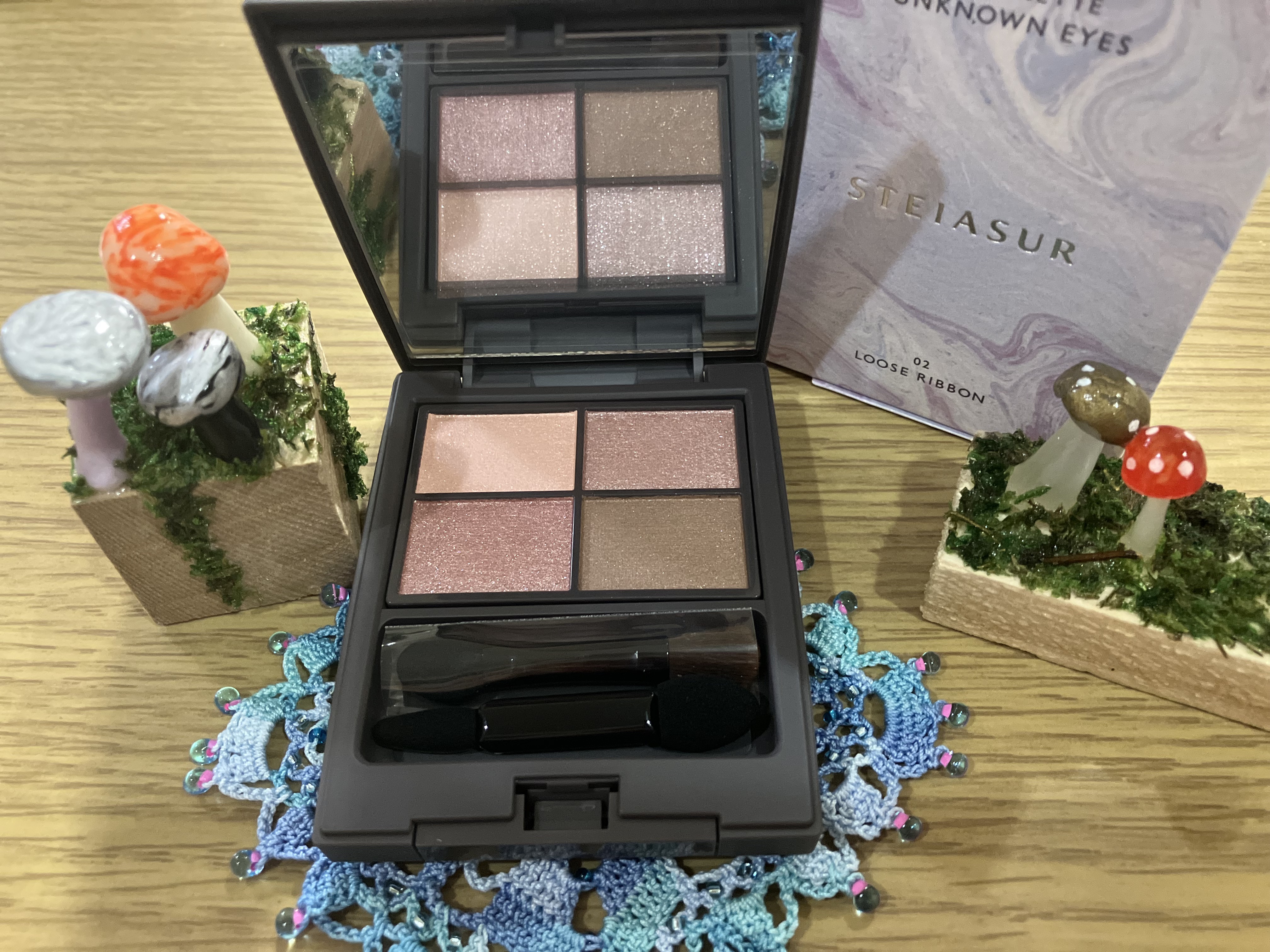 アンノウンアイズ/STEIASUR（ステイアシュール）/アイシャドウパレットを使ったクチコミ（3枚目）