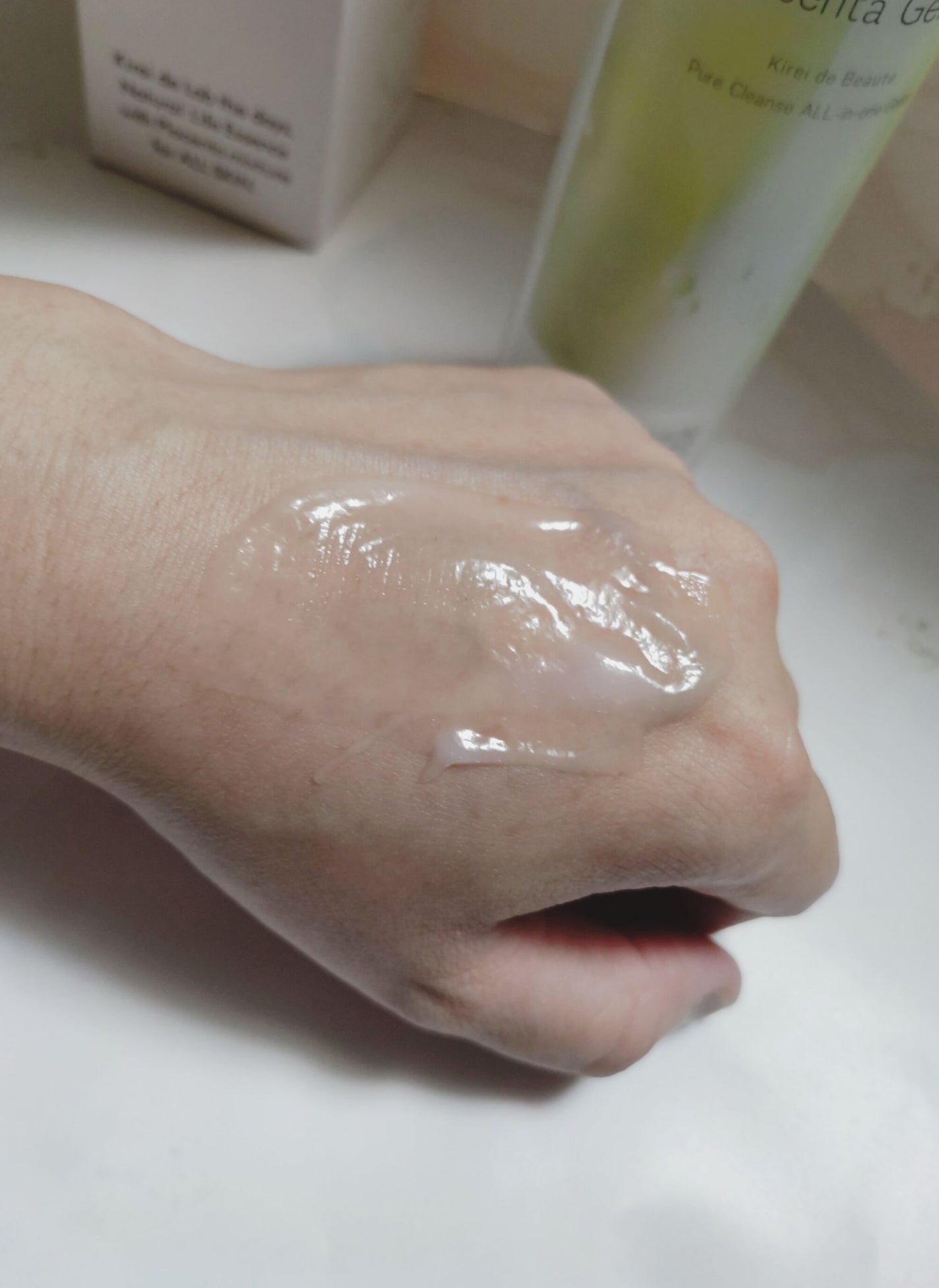 キレイデボーテ オールインワンジュレ/キレイ・デ・ラボ/オールインワン化粧品を使ったクチコミ(6枚目)