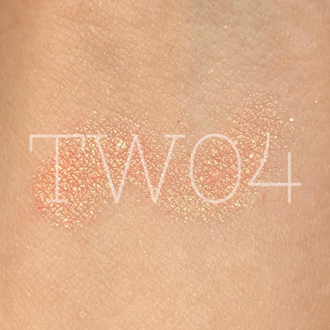 マルチカラーバリエーション トゥインクル/チャコット・コスメティクス/単色アイシャドウを使ったクチコミ(1枚目)