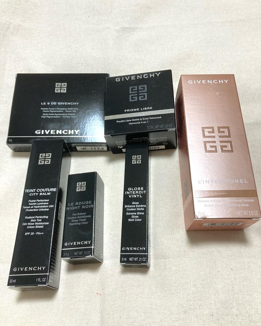 Lina♡フォロバ on LIPS 「こちらで昨年ポチった福袋は、終わり!長かった…ジバンシイ(デパ..」(1枚目)