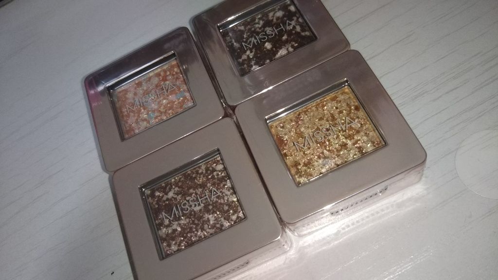 グリッタープリズム シャドウ/MISSHA/グリッターを使ったクチコミ(1枚目)