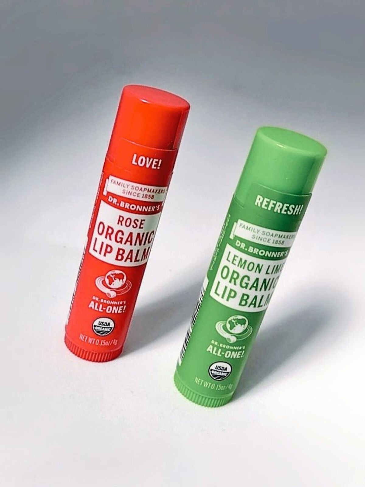 マジック オーガニックリップバーム/ドクターブロナー/リップバームを使ったクチコミ(3枚目)