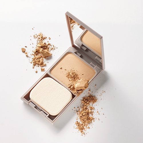 スムースリフトパウダーファンデーション ナチュラル/rafuna/パウダーファンデーションを使ったクチコミ（2枚目）