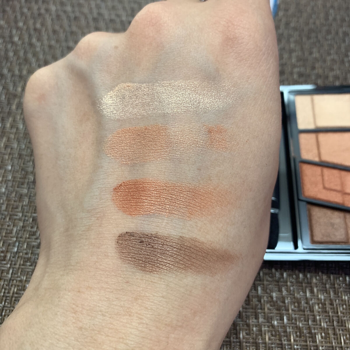 デザイニングブラウンアイズ/KATE/アイシャドウパレットを使ったクチコミ（3枚目）