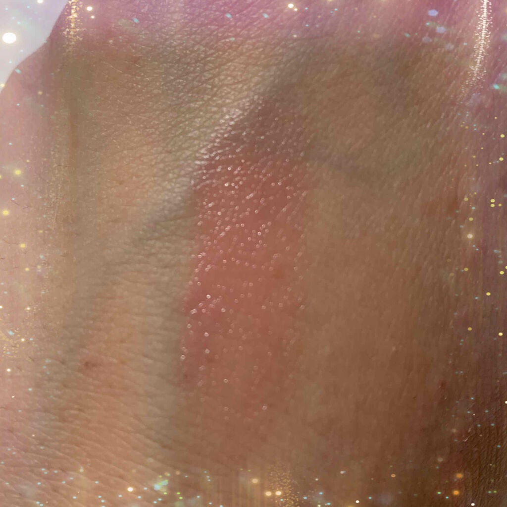 モイストピュアカラーリップ/ニベア/リップクリームを使ったクチコミ(2枚目)