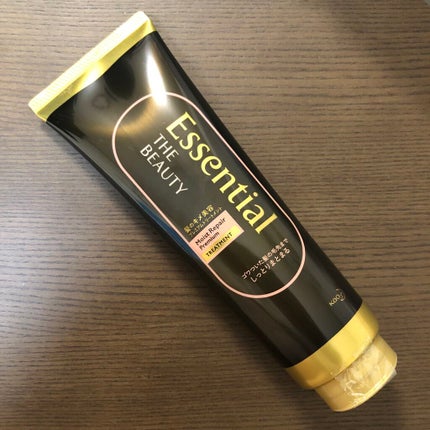 THE BEAUTY 髪のキメ美容プレミアムトリートメント<モイストリペアプレミアム>/エッセンシャル/洗い流すヘアトリートメントを使ったクチコミ(1枚目)