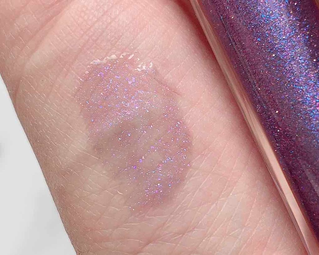 メスメリック グラスリップオイル/CHICCA/リップグロスを使ったクチコミ(3枚目)