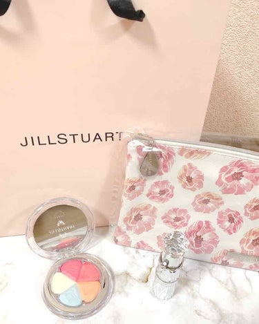 JILLSTUART チークブラシ/JILL STUART/パウダーチークを使ったクチコミ（1枚目）