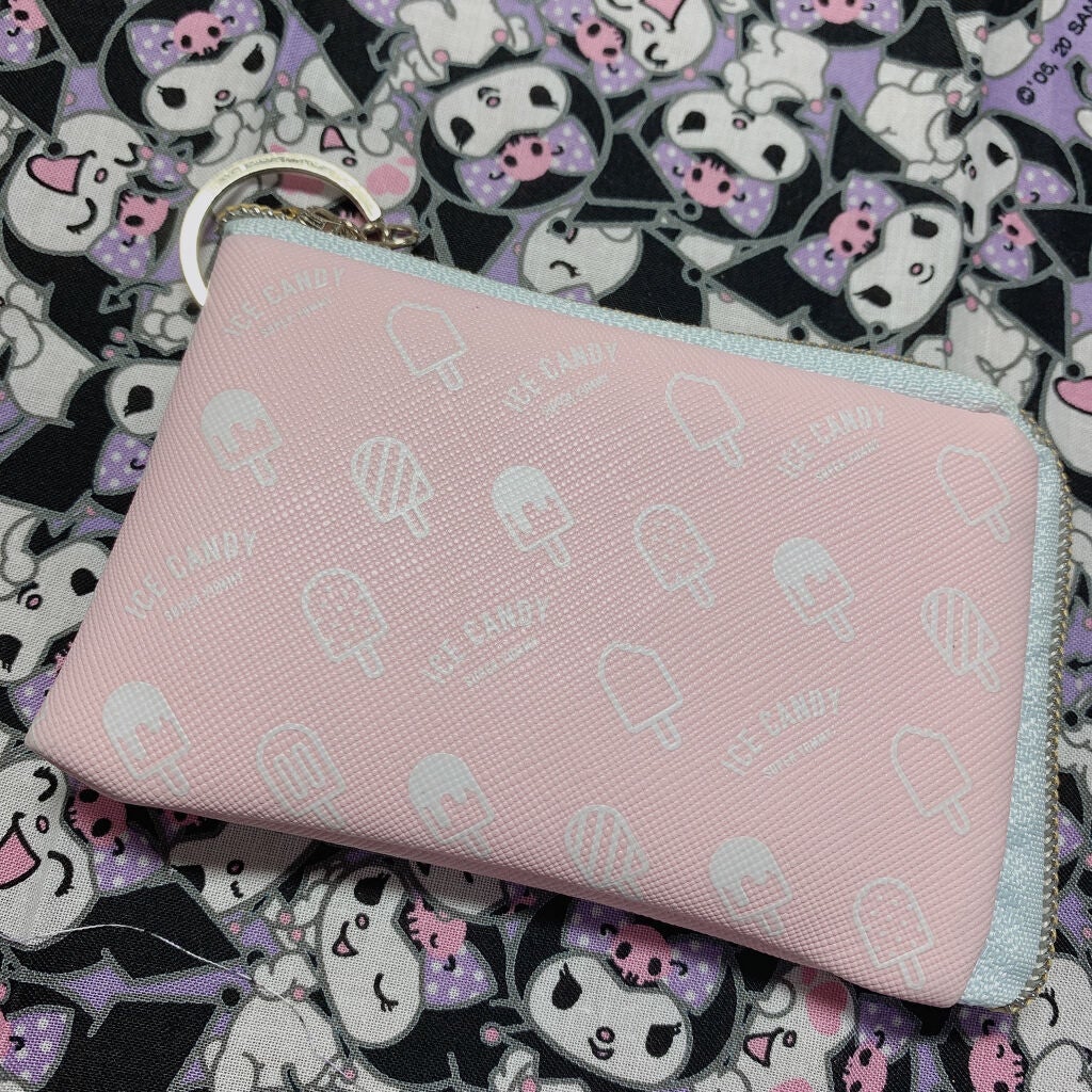 ひな on LIPS 「ウェストポーチの中身紹介最初ケースには前髪クリップ続いてのケー..」(7枚目)