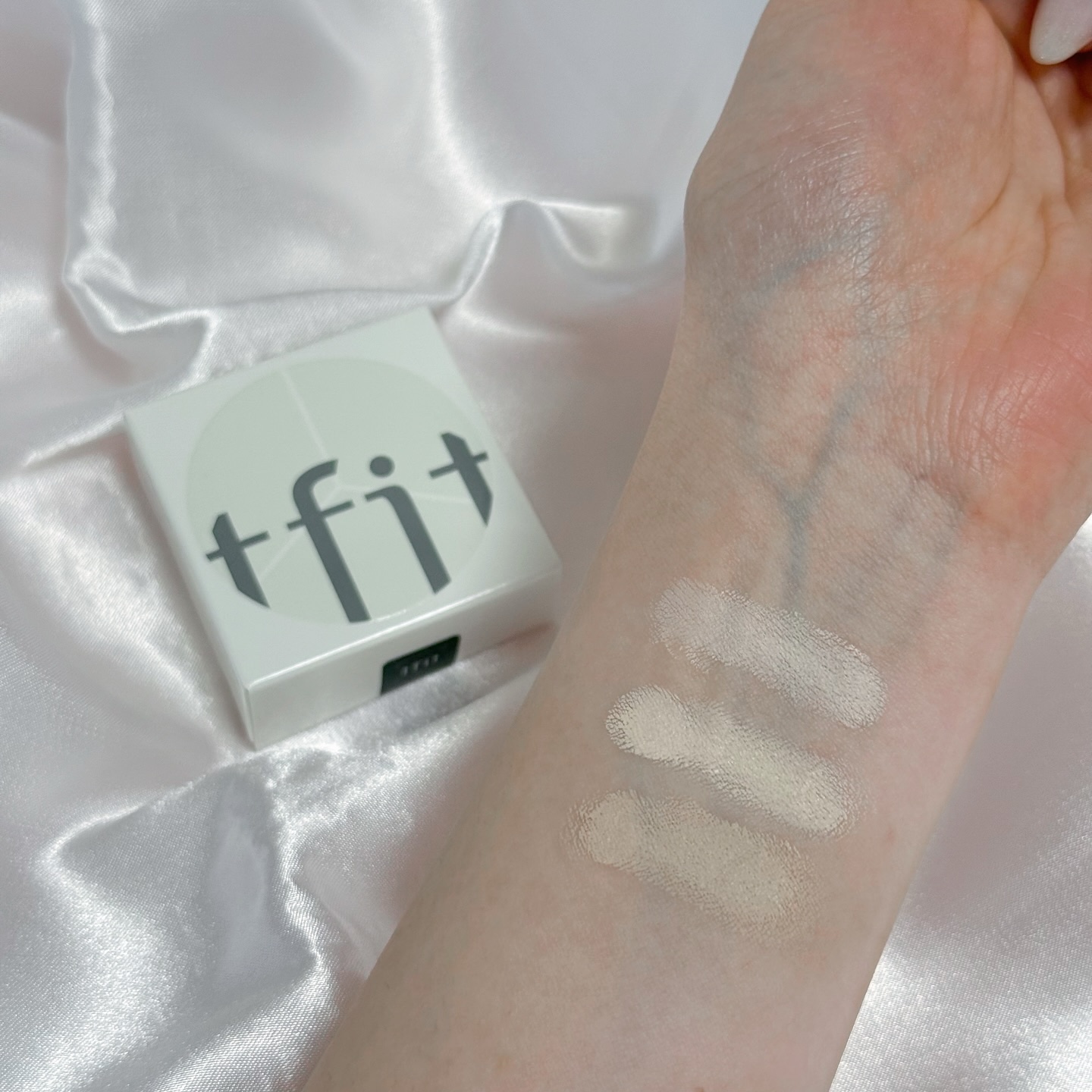 カバーアッププロコンシーラー/TFIT/パレットコンシーラーを使ったクチコミ（2枚目）