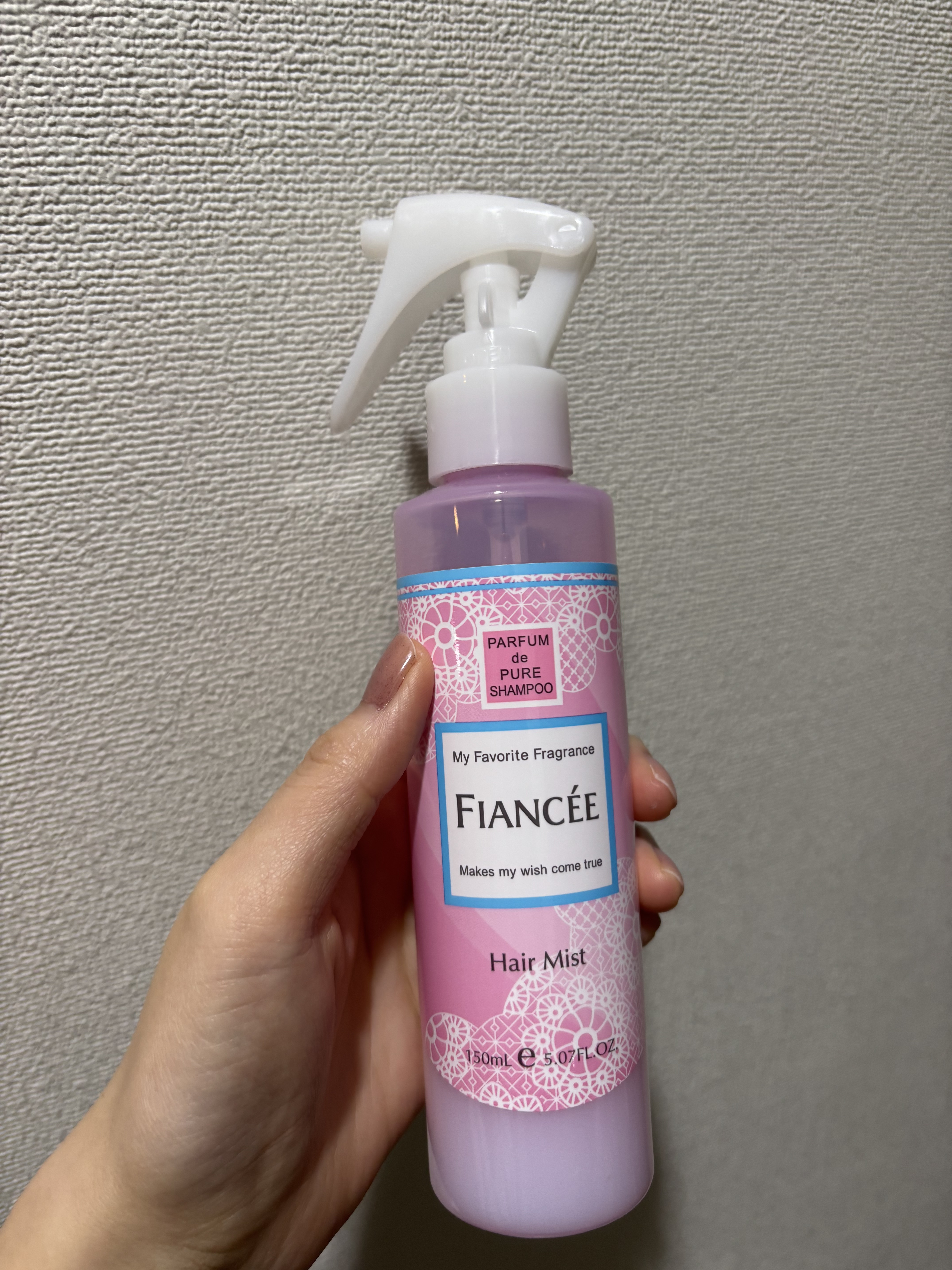フレグランスヘアミスト ピュアシャンプーの香り/フィアンセ/ヘアミストを使ったクチコミ（1枚目）