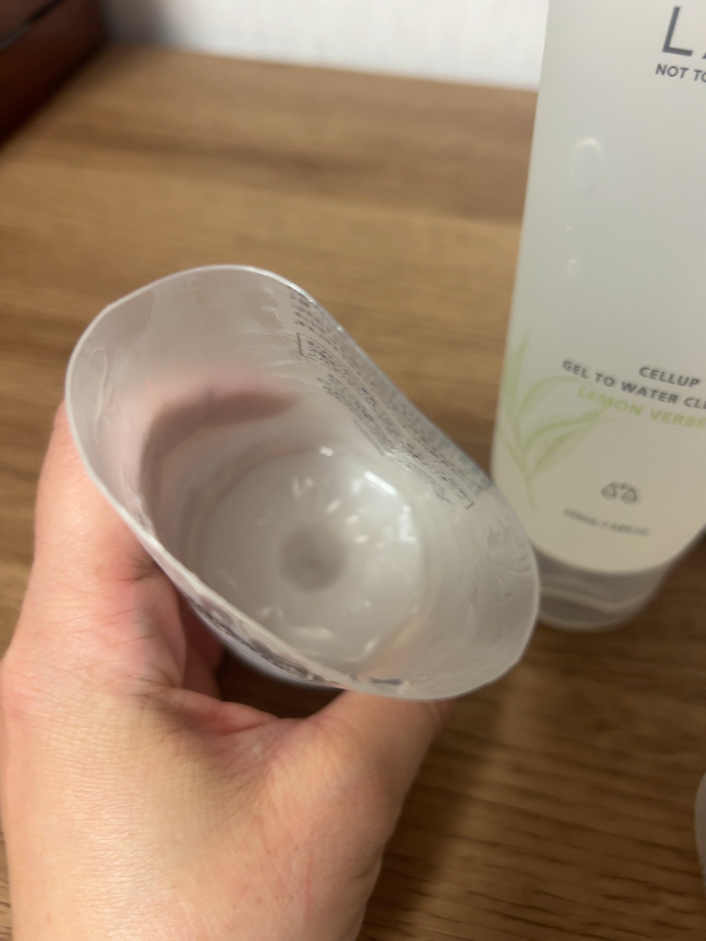 ラゴム ジェルトゥウォーター クレンザー(朝用洗顔)/LAGOM /その他洗顔料を使ったクチコミ(2枚目)