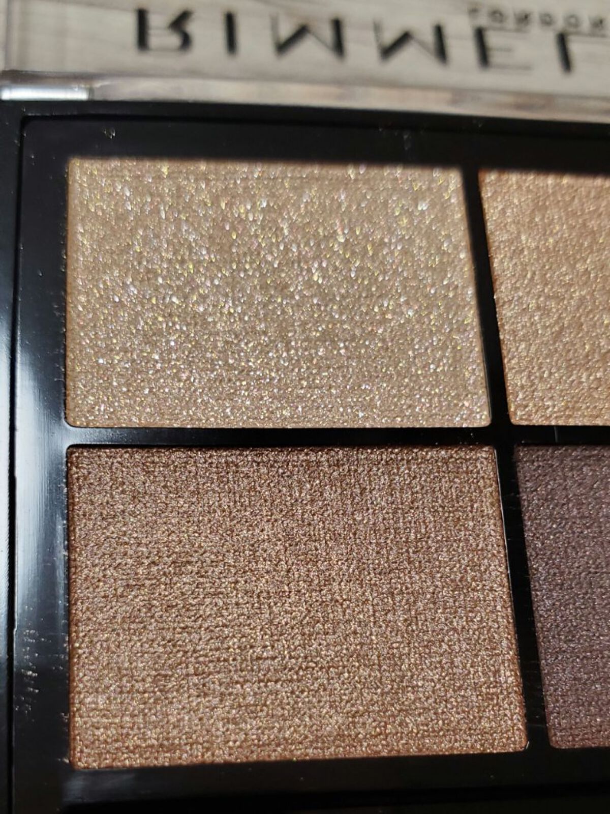 ワンダー エバー アイシャドウ 006　レディブラウン/リンメル ロンドン/アイシャドウパレットを使ったクチコミ（3枚目）