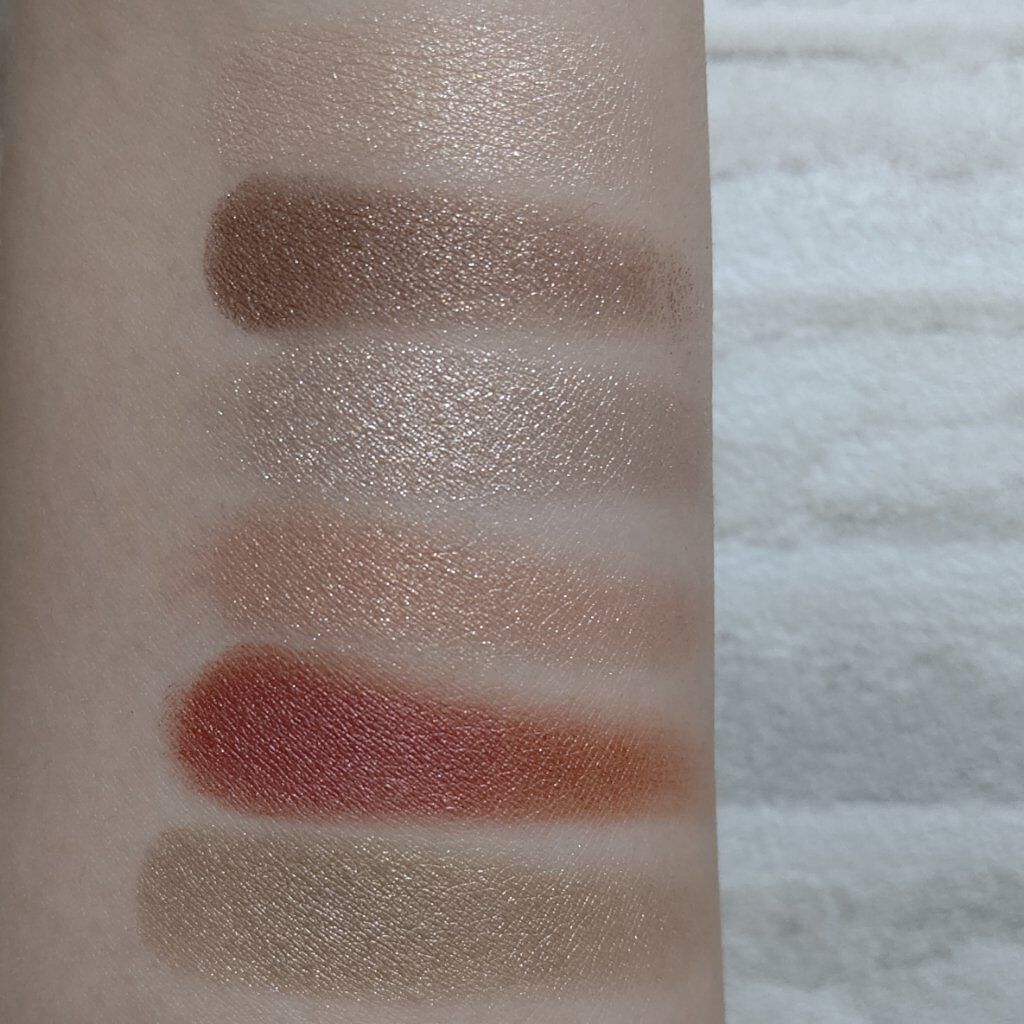 シークインクラッシュ/YVES SAINT LAURENT BEAUTE/単色アイシャドウを使ったクチコミ（2枚目）