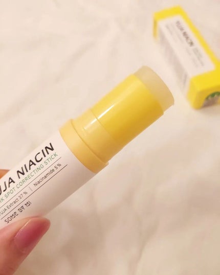 ゆずナイアシンダークスポットコレックティングスティック/SOME BY MI/美容液を使ったクチコミ(4枚目)