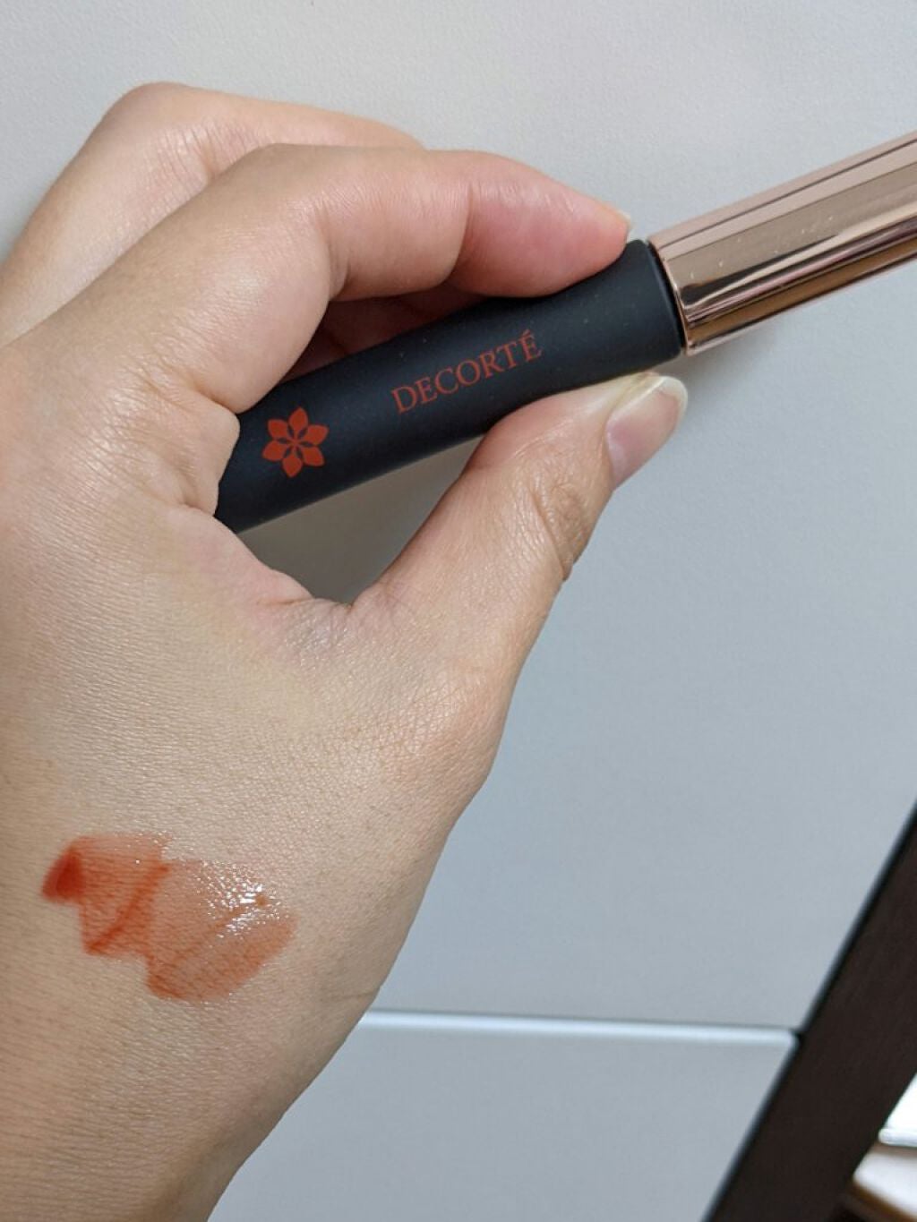 美容の旅人 on LIPS 「コスメデコルテティントリップグロス06あまり淡い色はつけません..」(1枚目)