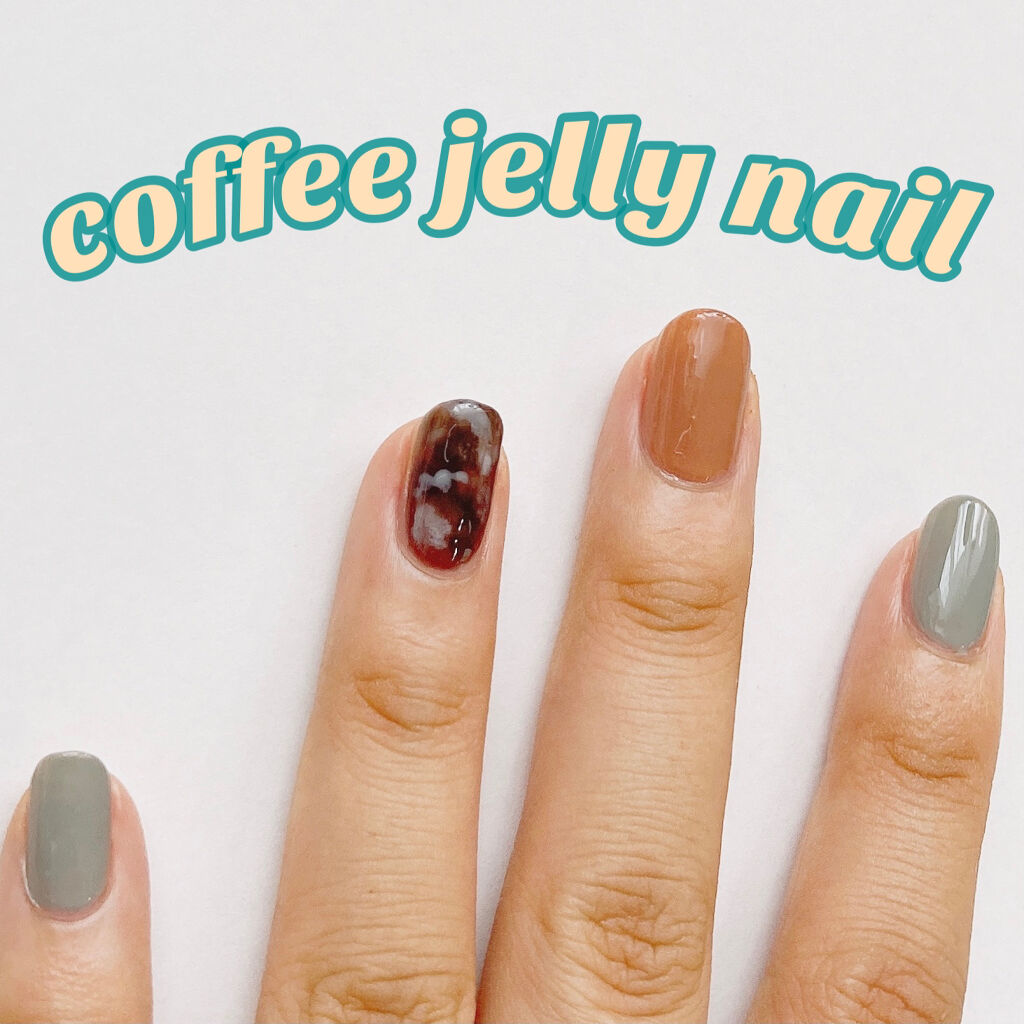 ネイルホリック Nostalgic color BE323/ネイルホリック/マニキュアを使ったクチコミ（1枚目）