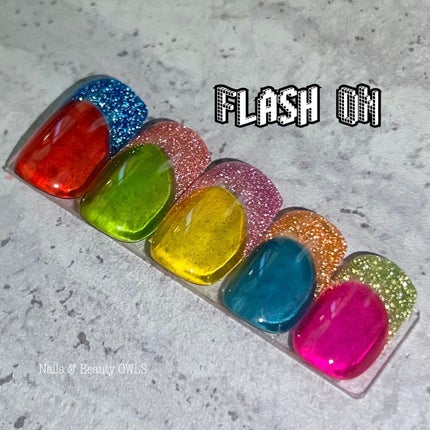 ぴよこれいと あうるす on LIPS 「アイスジェルさん(@icegel_japan)のネオンフラッシ..」(5枚目)