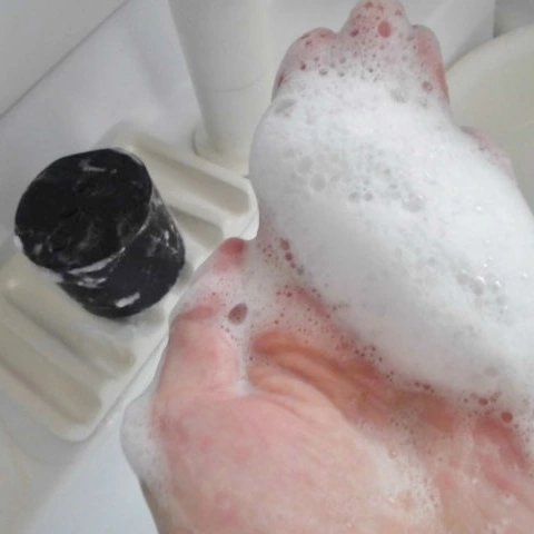 isso 香水石鹸/ヴィンセント製薬/洗顔石鹸を使ったクチコミ（3枚目）