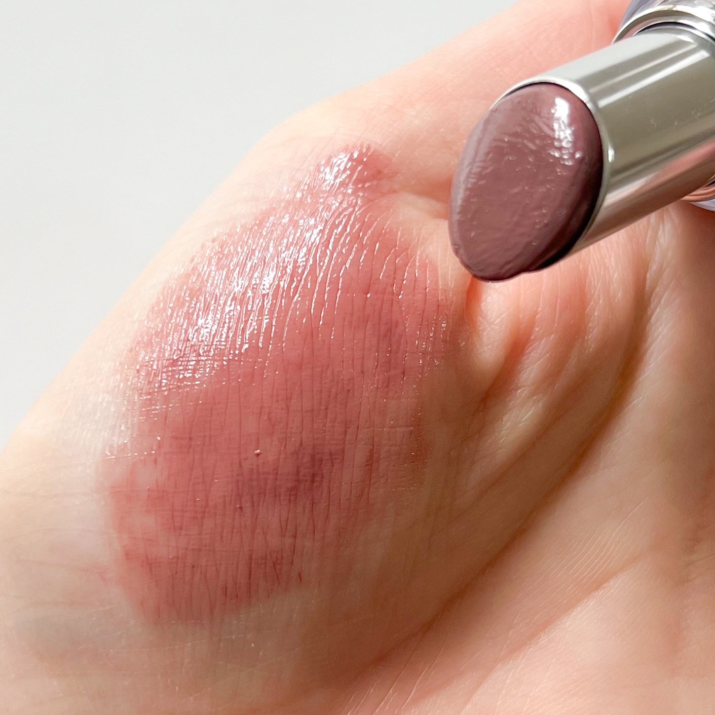 ボンディンググロウリップスティック/Laka/口紅を使ったクチコミ(3枚目)