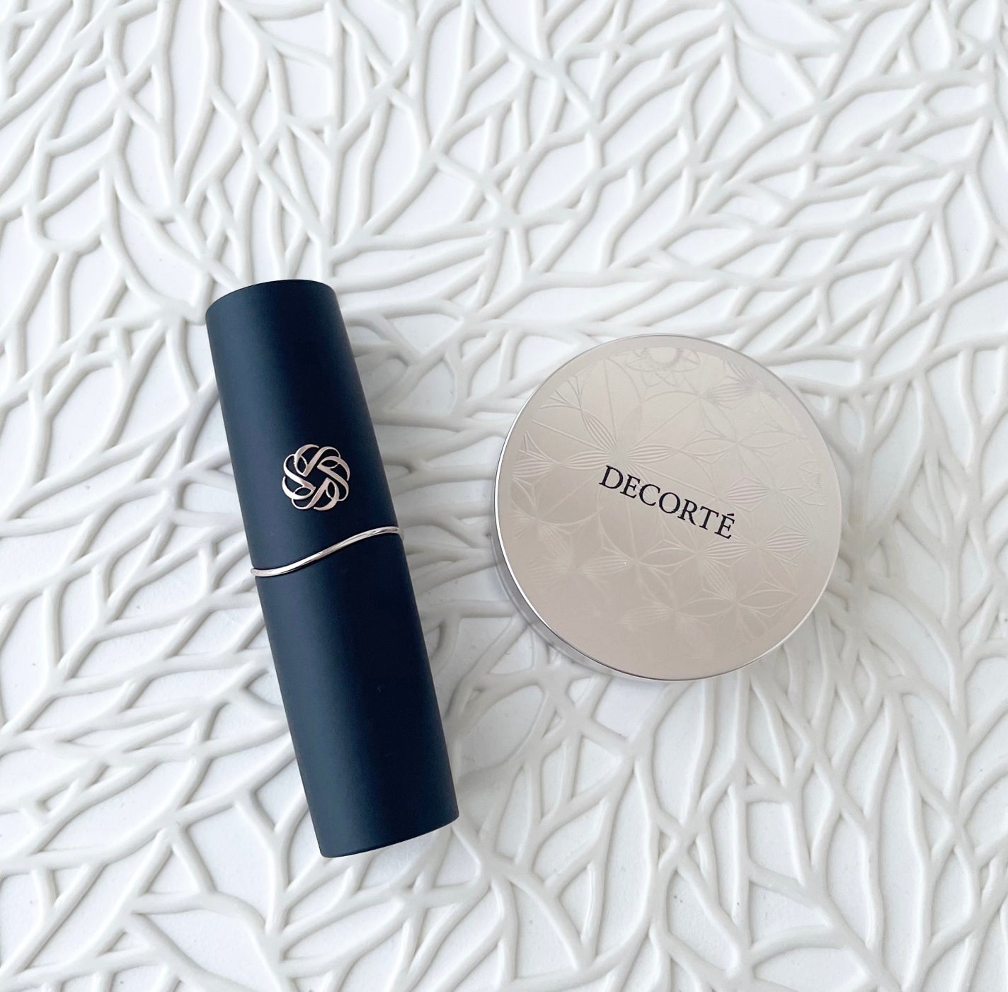 ルージュデコルテ クリームグロウ/DECORTÉ/口紅を使ったクチコミ(3枚目)