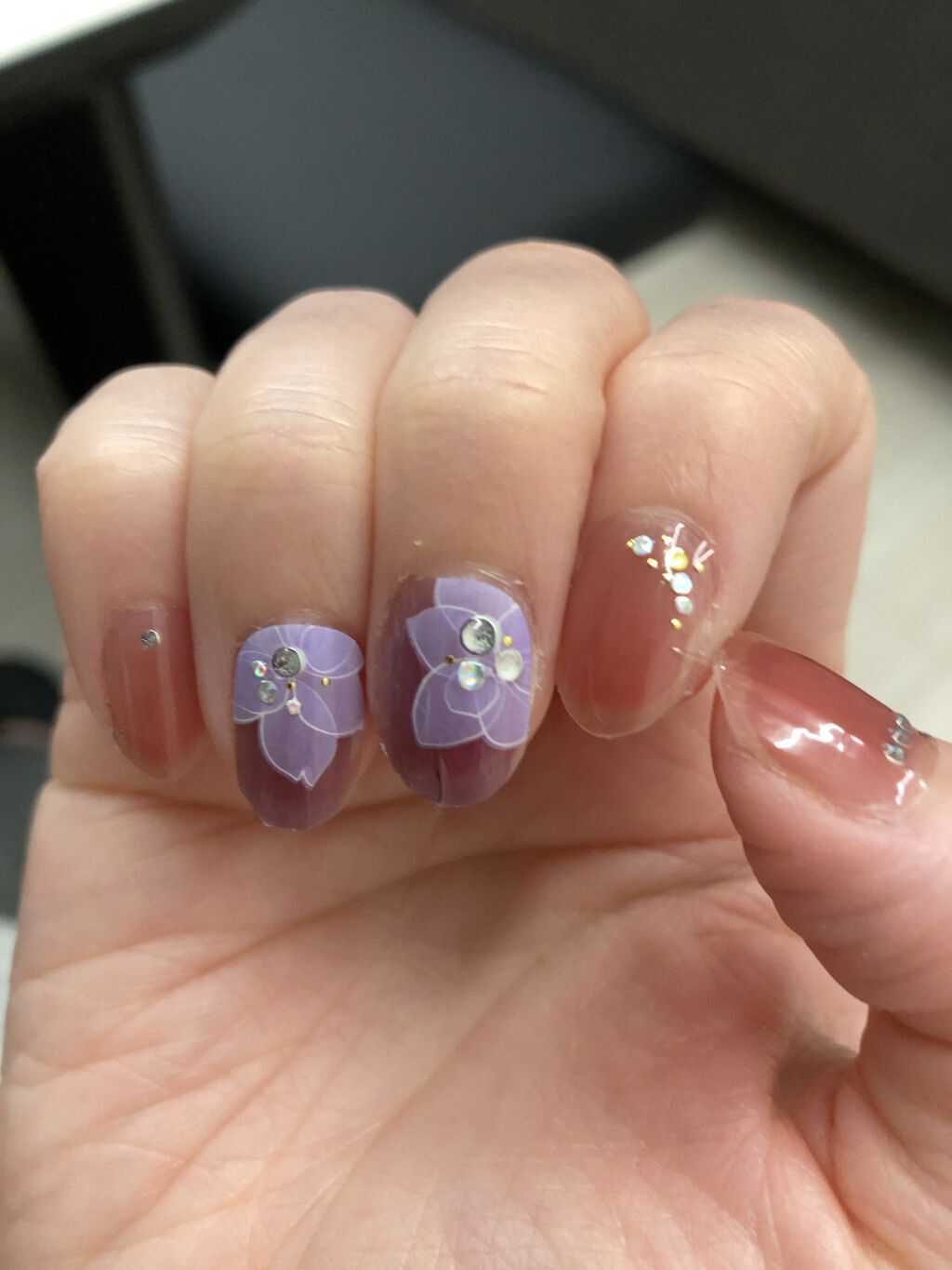 ネイルシール/Qoo10/ネイルシールを使ったクチコミ（2枚目）