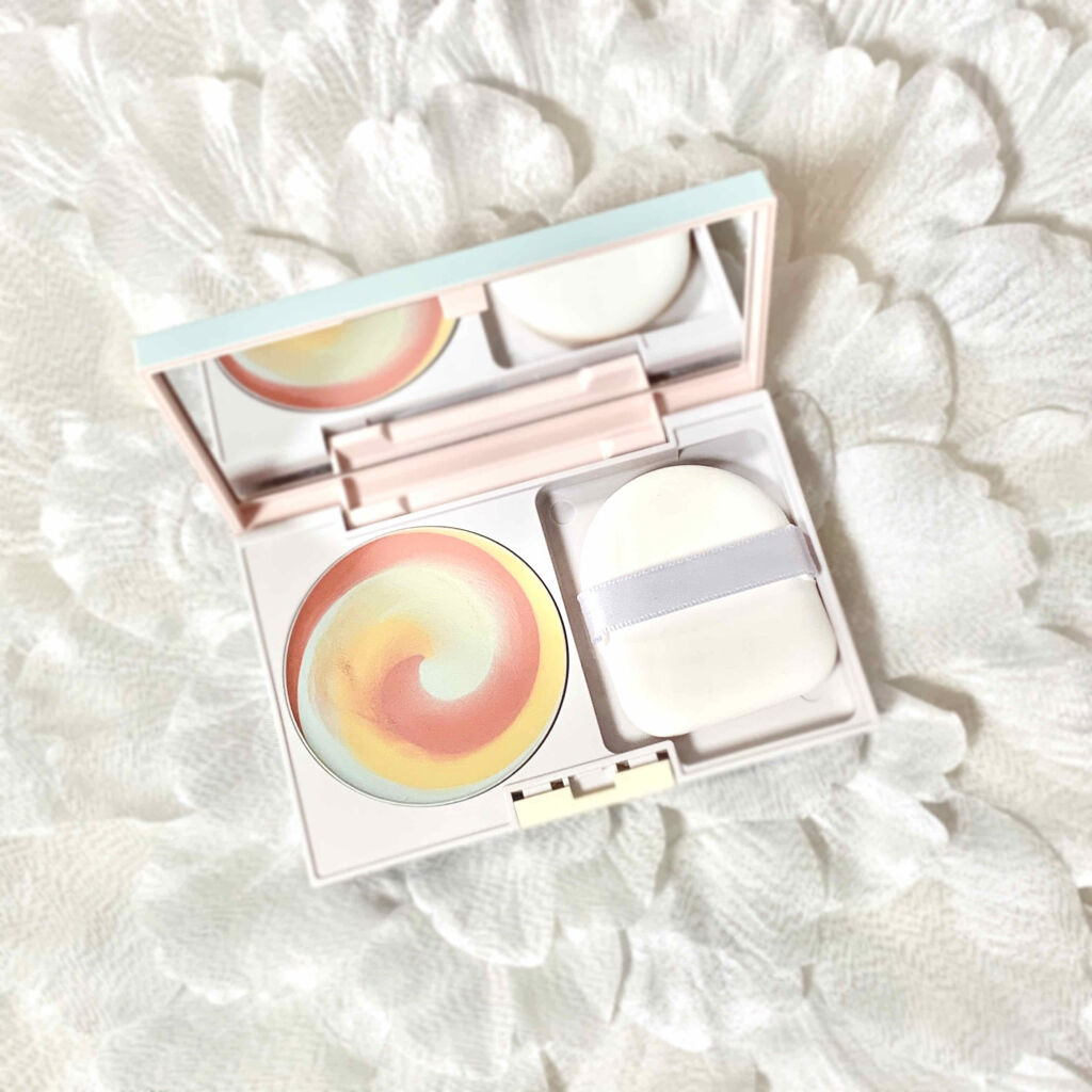 ▽#ポーラ 
ディエムクルール カラーブレンドグローファンデーション  使用レビュー

使用後に写真を撮ってしまった為、お目汚し失礼致します。



以前からカラフルな見た目のファンデーションが気になっており、SNSで太鼓判を押されていたこ