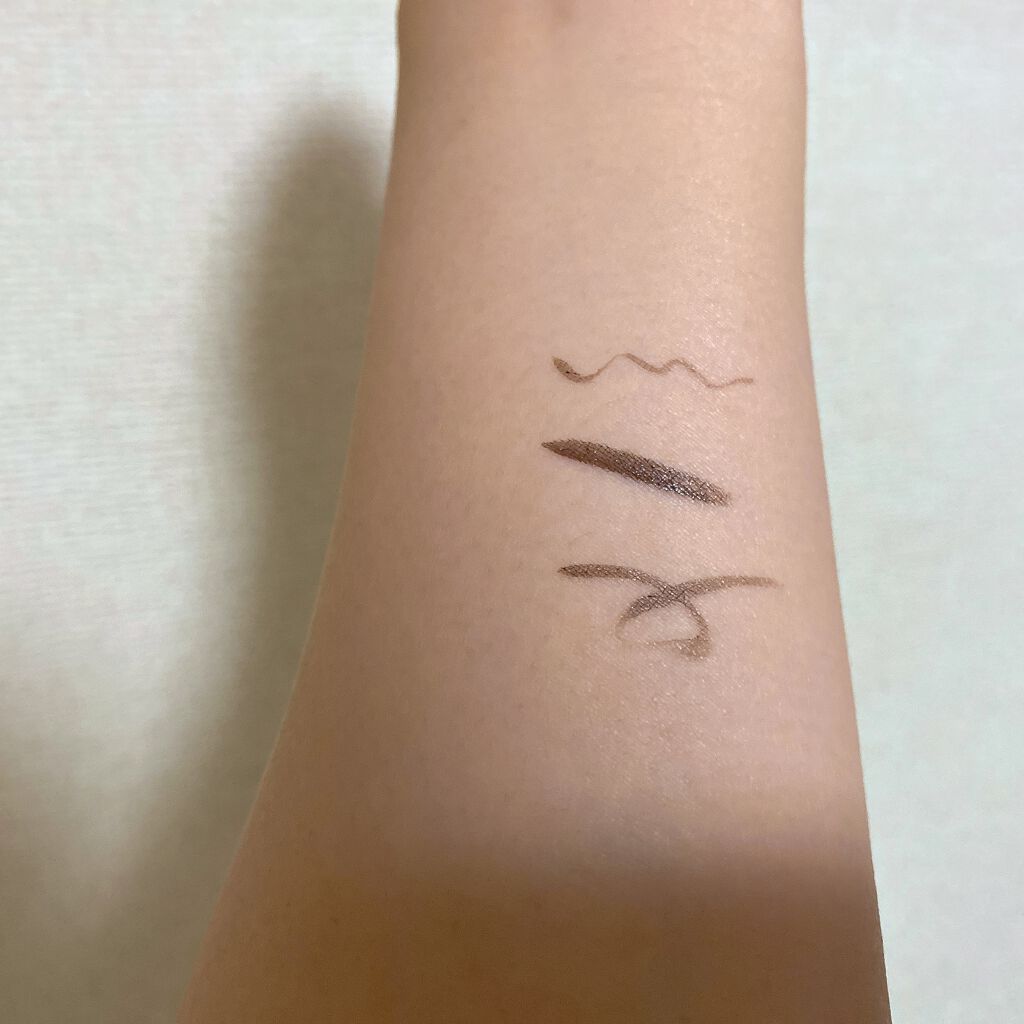 EYE OPENING LINER/UZU BY FLOWFUSHI/リキッドアイライナーを使ったクチコミ（2枚目）