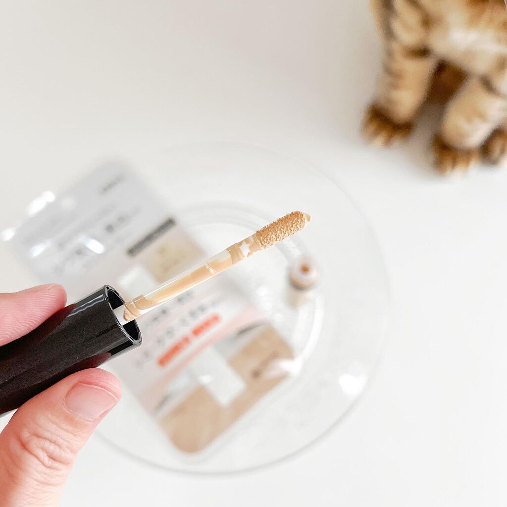 モイストラボ エッセンス薬用美白コンシーラー/Moist Labo/リキッドコンシーラーを使ったクチコミ(2枚目)