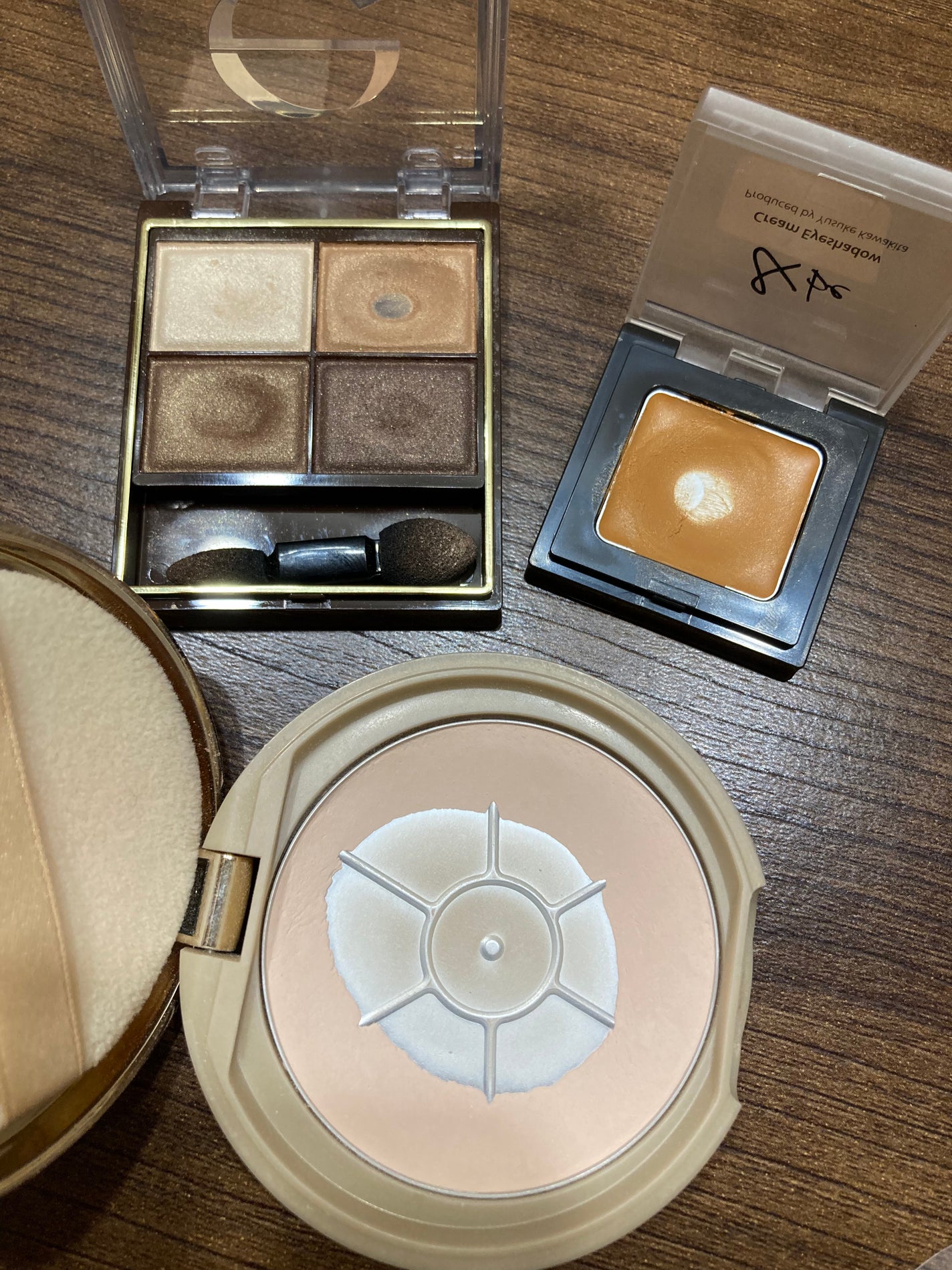 スキニーリッチシャドウ/excel/アイシャドウパレットを使ったクチコミ(3枚目)