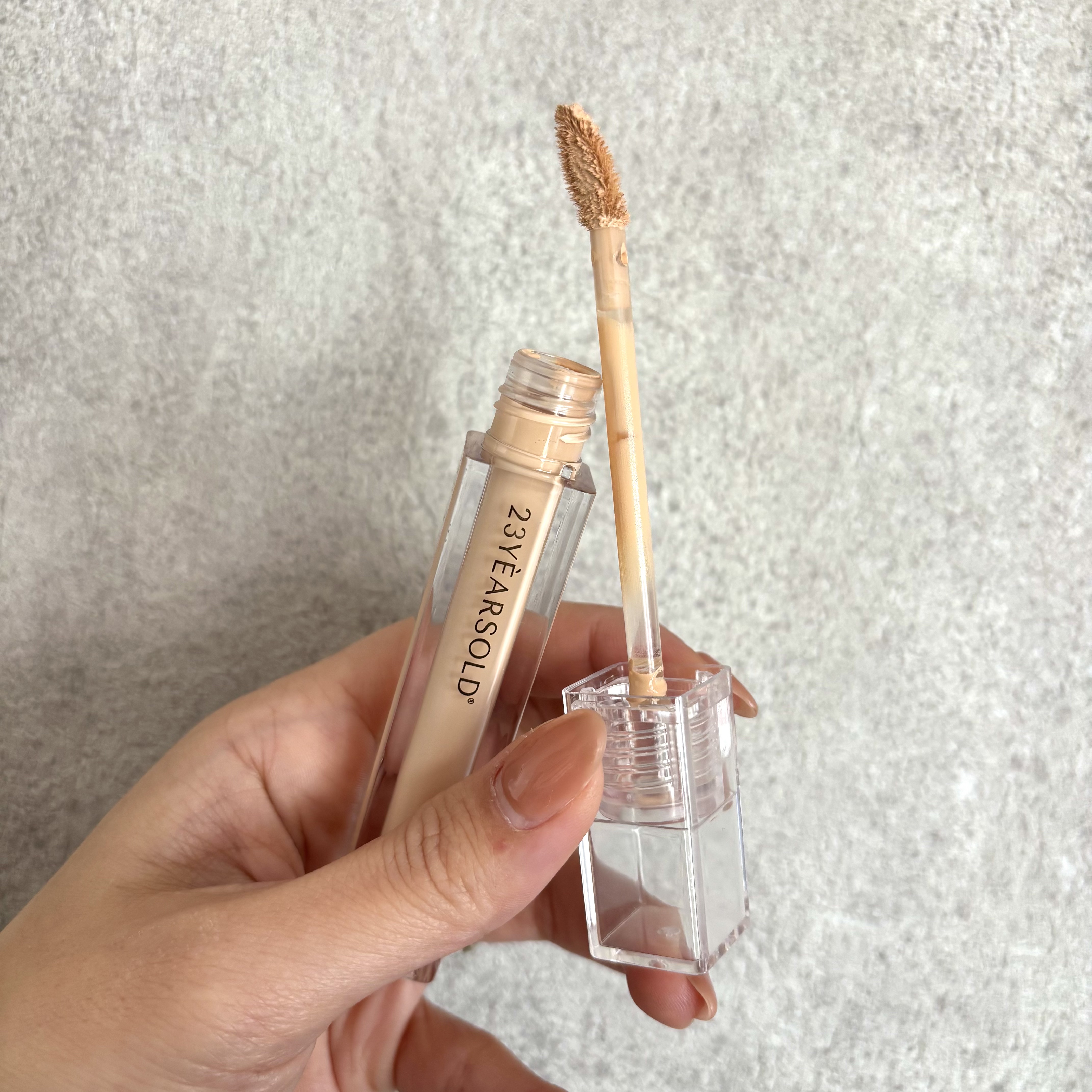 ダーマシンコンシーラー/23years old/リキッドコンシーラーを使ったクチコミ（3枚目）