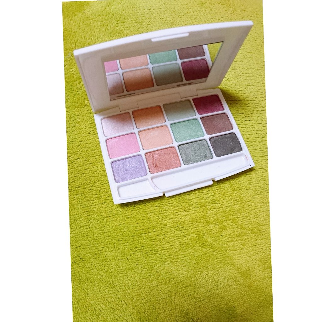 12色アイシャドウパレット/LOUJENE/アイシャドウパレットを使ったクチコミ(1枚目)