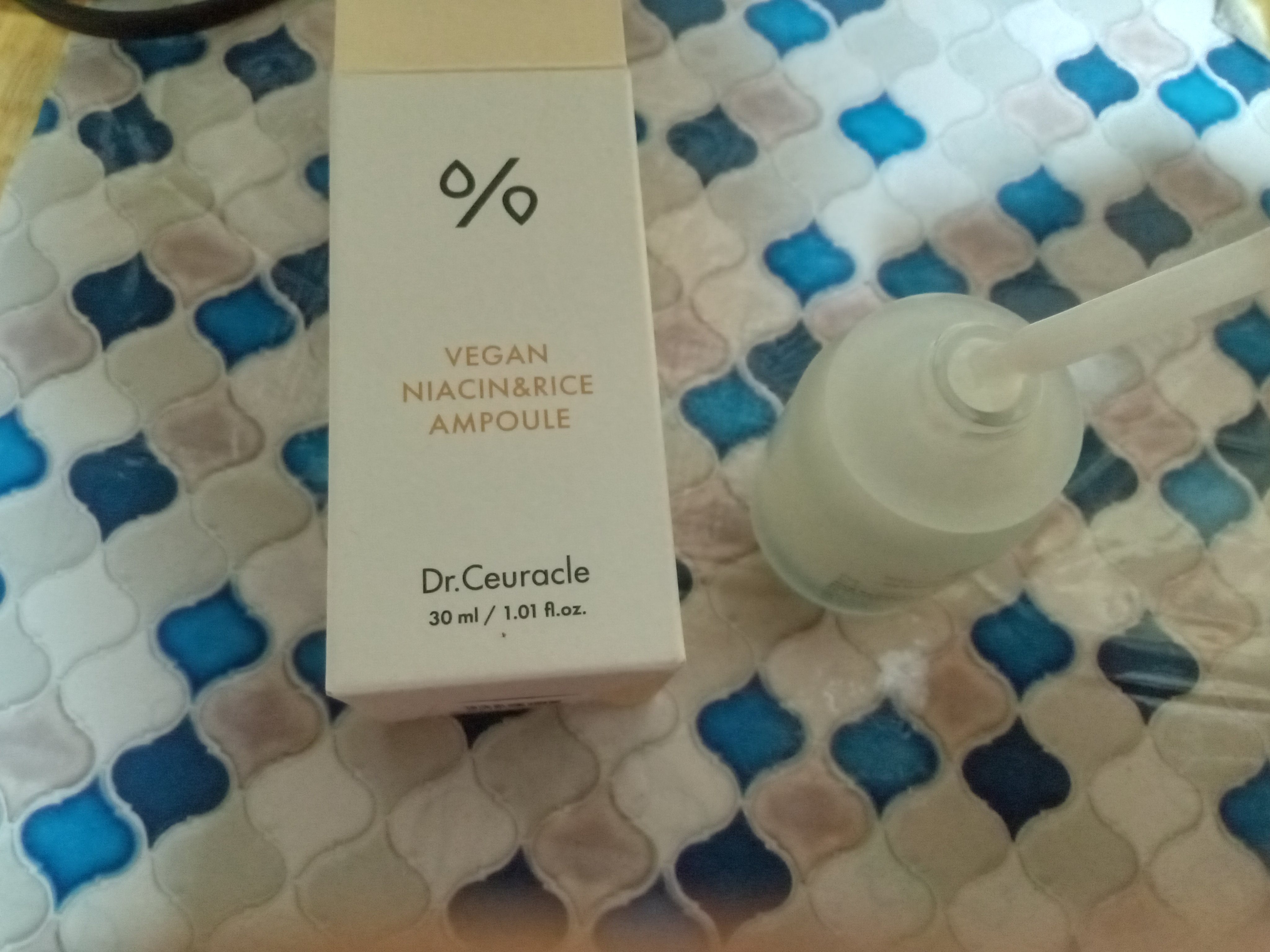 ヴィーガン ライス アンプル/LICORNE/美容液を使ったクチコミ（3枚目）