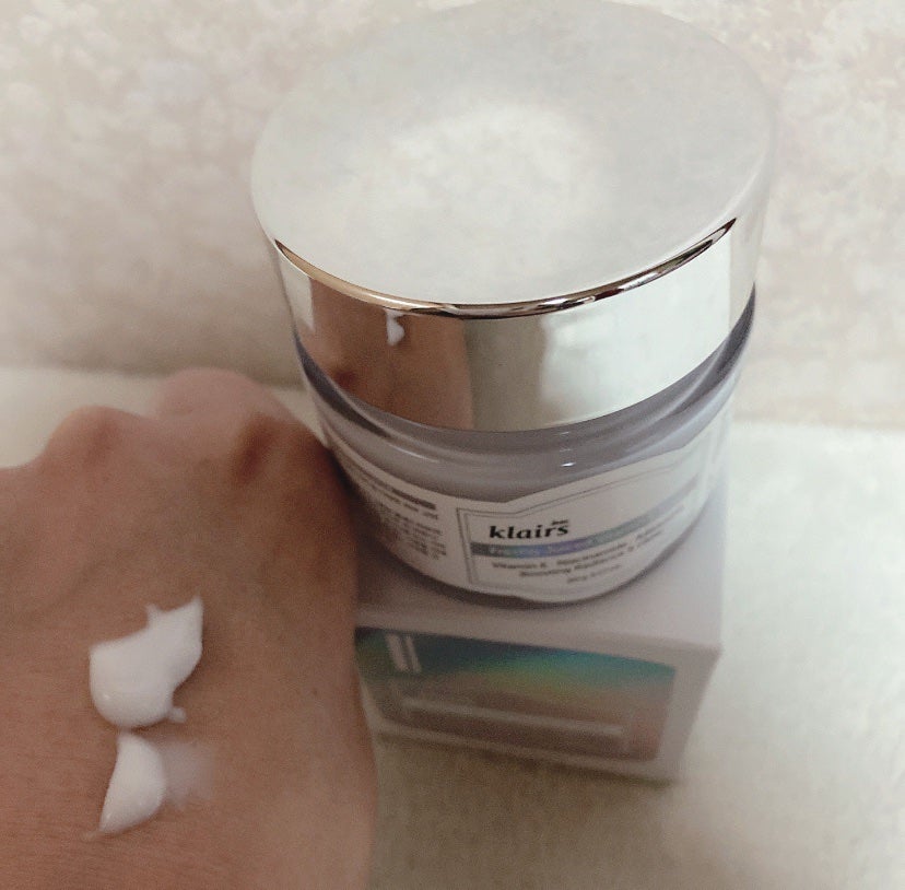 min on LIPS 「Klairsクレアス フレッシュリージュースドVマスク韓国スキ..」(3枚目)