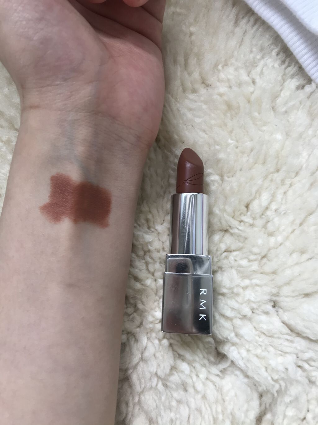 ザ ベージュライブラリー リップスティック 04 ローストベージュ/RMK/口紅を使ったクチコミ（2枚目）
